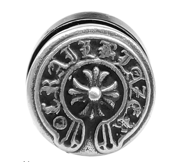 [MAGNETIC] Chrome Hearts Ear Rings