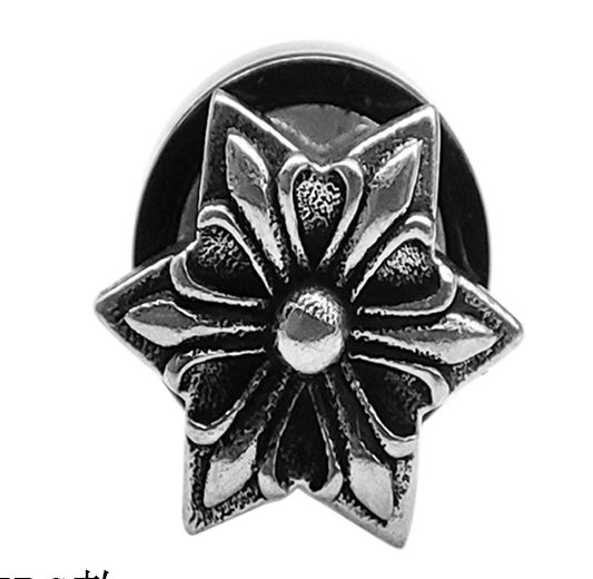 [MAGNETIC] Chrome Hearts Ear Rings