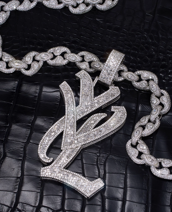 YVL Neckchain